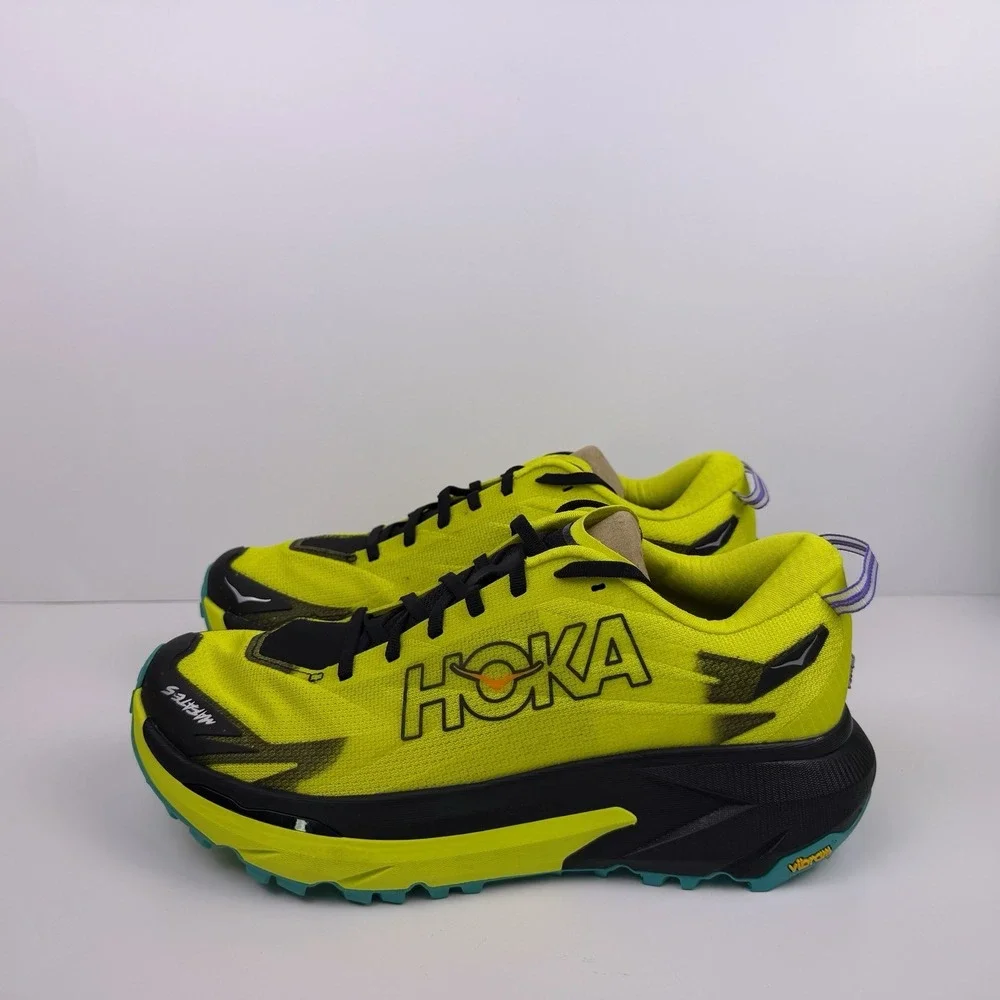 Hoka One One items sample